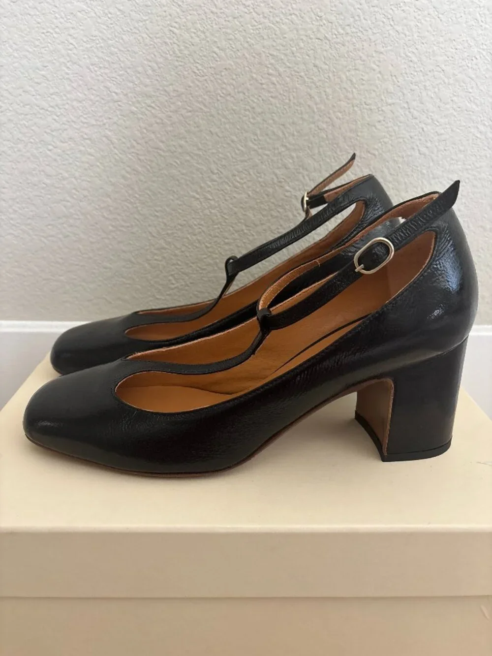 NEW Sezane Marcy Mary Jane Heels Sz 38 Black Goat Patent Leather